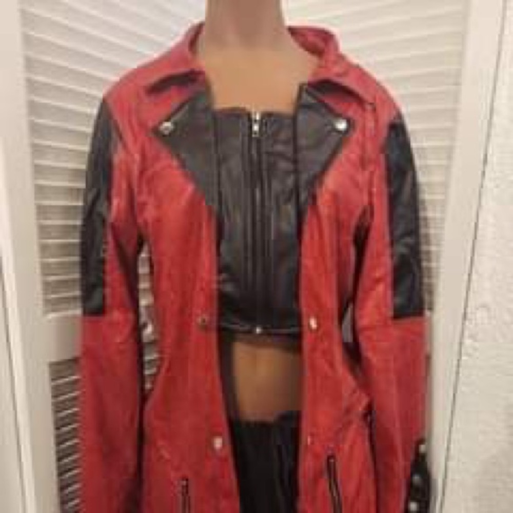 Sporty faux leather long jacket